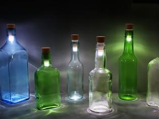 Φωτογραφία για ΚΑΤΑΣΚΕΥΕΣ - Πώς να μετατρέψετε παλαιότερα μπουκάλια σε μοντέρνα και πρωτότυπα πορτατίφ! Απίθανες ιδέες!
