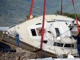 Φωτογραφία για Αντίρριο: Ο ένας εκ των δύο νεκρών του σκάφους είχε σκοτώσει τη μητέρα του και είχε βγει με το νόμο Παρασκευόπουλου