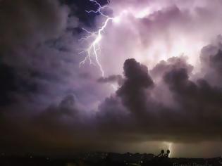 Φωτογραφία για Κακοκαιρία «Γηρυόνης»: Καταιγίδες και σήμερα - 125 χιλιοστά βροχής έπεσαν στη Ρόδο σε τέσσερις ώρες