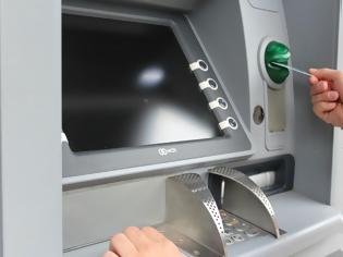 Φωτογραφία για Σε ποια ΑΤΜ άλλων τραπεζών είναι δωρεάν οι αναλήψεις μετρητών-Οι προμήθειες στα υπόλοιπα