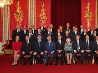 Φωτογραφία για ΝΑΤΟ: Η δεξίωση της Βασίλισσας και οι έριδες των ηγετών - Παρασκήνιο και φωτος