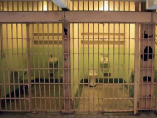 Φωτογραφία για Φυλακές Άμφισσας: Κρατούμενος πήρε άδεια και δεν επέστρεψε