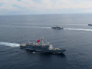 Φωτογραφία για Τουρκικά πολεμικά πλοία πλέουν προς τη Νάξο!