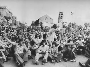 Φωτογραφία για Ιστορικό λεύκωμα 1976: Έκρηξη Αντιαμερικανισμού Στη Ρόδο