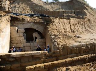 Φωτογραφία για Δρομολογούνται νέες ανασκαφές στην Αμφίπολη