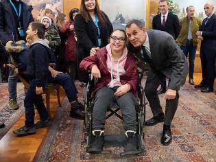 Φωτογραφία για Άνοιξε τις πόρτες του Πενταγώνου στα άτομα με αναπηρία και ειδικές ανάγκες ο ΥΕΘΑ Νίκος Παναγιωτόπουλος