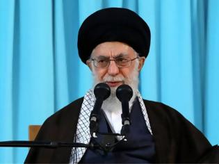 Φωτογραφία για Ιράν: Ο ανώτατος ηγέτης Αλί Χαμενεΐ καταδικάζει τις αμερικανικές επιθέσεις στο Ιράκ