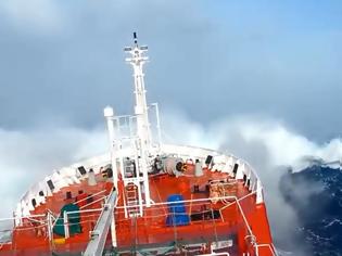 Φωτογραφία για «Ηφαιστίων»: Ακυβέρνητο πλοίο στο Μυρτώο πέλαγος