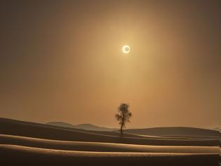 Φωτογραφία για A Desert Eclipse