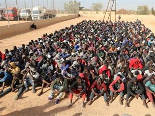Φωτογραφία για Λιβύη: Οι αντιμαχόμενες πλευρές επιστρατεύουν Σουδανούς μετανάστες