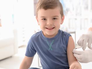 Φωτογραφία για Το εμβόλιο που μειώνει κατά 54% τον κίνδυνο νοσηλείας του παιδιού