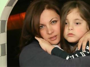 Φωτογραφία για Σε κατάσταση σοκ η Νένα Χρονοπούλου μετά το άθλιο μήνυμα για το παιδί της