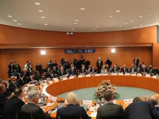Φωτογραφία για Λιβύη - Η Γερμανία οργανώνει νέα διάσκεψη, στο τραπέζι Σάρατζ και Χαφτάρ