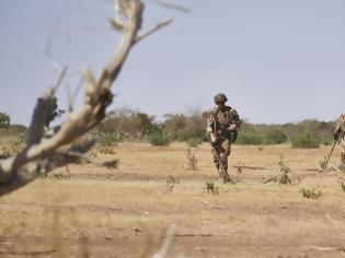 Φωτογραφία για Στέλνουμε στρατιώτες στο Μάλι