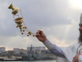 Φωτογραφία για Η Ρωσική εκκλησία ζητά να σταματήσουν οι αγιασμοί σε πυρηνικά όπλα!