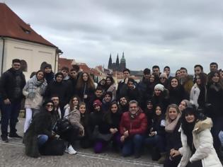 Φωτογραφία για «Εφιάλτης» στην Πράγα για 17 μαθητές από τη Ρόδο