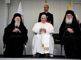 Φωτογραφία για Ιδού γιατί είναι ανεπιθύμητος ο Πάπας Φραγκίσκος στην πατρίδα μας