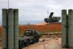 S-400: Οι ΗΠΑ «ποντάρουν» στην κόντρα Ρωσίας-Τουρκίας για τη Συρία