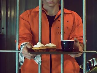 Φωτογραφία για Φυλακή... 4 αστέρων: Δείτε το εστιατόριο που βρίσκεται πίσω από τα κάγκελα