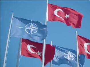 Φωτογραφία για Η Τουρκία είναι το ΝΑΤΟ: Το βίντεο της Συμμαχίας που προκαλεί αντιδράσεις
