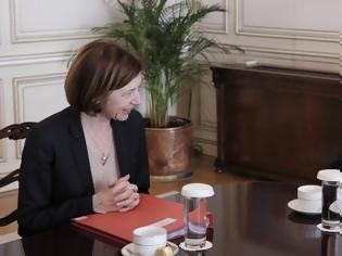 Φωτογραφία για Συνάντηση Μητσοτάκη με τη Γαλλίδα Υπουργό Άμυνας