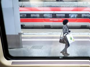 Φωτογραφία για Κορωνοϊός - Μαρτυρία Ιταλίδας: «Τα τρένα στο Μιλάνο είναι άδεια»