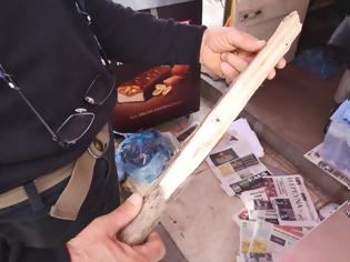 Φωτογραφία για Τρίκαλα: εκπαιδευτικός έπαιξε ξύλο με περιπτερά