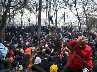 Φωτογραφία για Έβρος: Οι Τούρκοι στήνουν καταυλισμούς για 10.000 μετανάστες στην περιοχή της Αδριανούπολης
