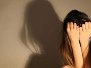 Φωτογραφία για Σποράδες: «Έσπρωχνε» την 14χρονη κόρη της στην πορνεία για «οικονομικούς λόγους»