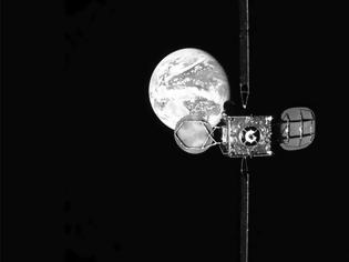 Φωτογραφία για Η πρώτη ιδιωτική αποστολή διάσωσης δορυφόρου με επιτυχία
