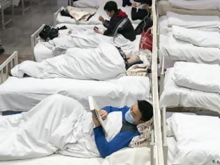 Φωτογραφία για Γιατί είναι πιο επικίνδυνος ο κοροναϊός όταν κοιμόμαστε; Εξηγεί πνευμονολόγος