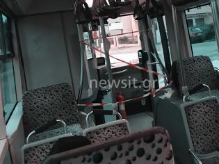 Φωτογραφία για Κορονοϊός: Η πατέντα του οδηγού λεωφορείου για να προστατευθεί