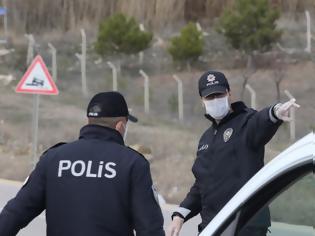Φωτογραφία για Τουρκία: Συνελήφθησαν 19 άτομα λόγω «προκλητικών» αναρτήσεων για την επιδημία