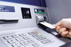 Περιορισμοί στις τραπεζικές συναλλαγές