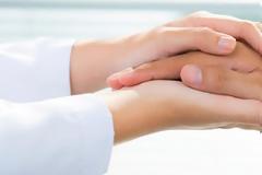 Συμβουλές για την αντιμετώπιση του άγχους του κοροναϊού. Χρήσιμα τηλέφωνα