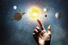 Αστρολογία και κορωνοϊός: Το τέλος του κόσμου όπως τον ξέραμε