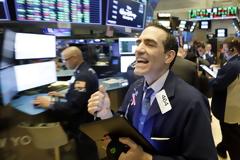 +11% η Wall Street - Η μεγαλύτερη ημερήσια άνοδος τα τελευταία 90 χρόνια