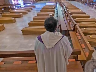 Φωτογραφία για Ιταλία: Εκκλησία γεμάτη φέρετρα στο Μπέργκαμο - Συγκλονιστικές Φωτος