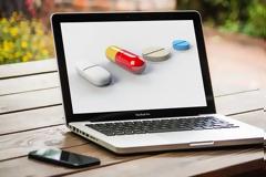 ΕΟΦ: Μην αγοράζετε φάρμακα από το διαδίκτυο