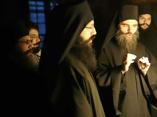 Φωτογραφία για They prayed for health around the globe on Mount Athos (video)