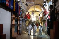 Τουρκία: Στους 131 οι νεκροί, ξεπέρασαν τις 9.000 τα κρούσματα