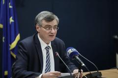 Σημαντική μείωση κρουσμάτων αλλά στους 43 οι θάνατοι