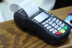 Αυξάνεται στα 50 ευρώ από σήμερα το όριο των ανέπαφων συναλλαγών