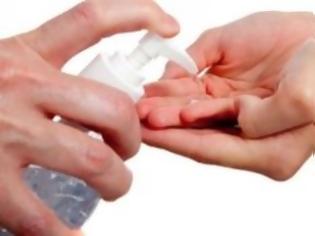 Φωτογραφία για Κορονοϊός-Σας ενδιαφέρει: Τι πρέπει να προσέξουμε στη χρήση αντισηπτικών για την προστασία των χεριών