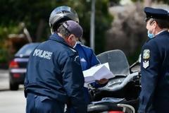 62 πρόστιμα και μία σύλληψη το Σάββατο στη Θεσσαλία για παραβίαση των μέτρων κατά του κορωνοϊού