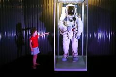 Αστροναύτες συμβουλεύουν τον κόσμο πώς να ανταπεξέλθει σε συνθήκες απομόνωσης