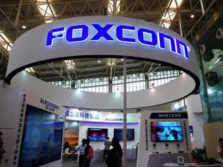Φωτογραφία για Η Foxconn, η οποία συναρμολογεί το iPhone, βλέπει τα κέρδη της να πέφτουν