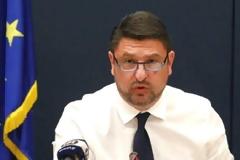 Χαρδαλιάς: Απαράδεκτη η εικόνα έξω από τις τράπεζες (video)