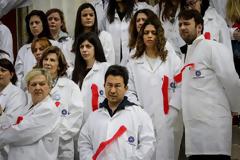 200 γιατρών ΕΣΥ: Γιατί οι ειδικοί του υπ. Υγείας κρύβουν τη μισή αλήθεια; - 7 «καυτά» ερωτήματα