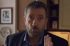 Αυτή ήταν η αμοιβή του Σπύρου Παπαδόπουλου για το σποτάκι του «Μένουμε σπίτι»